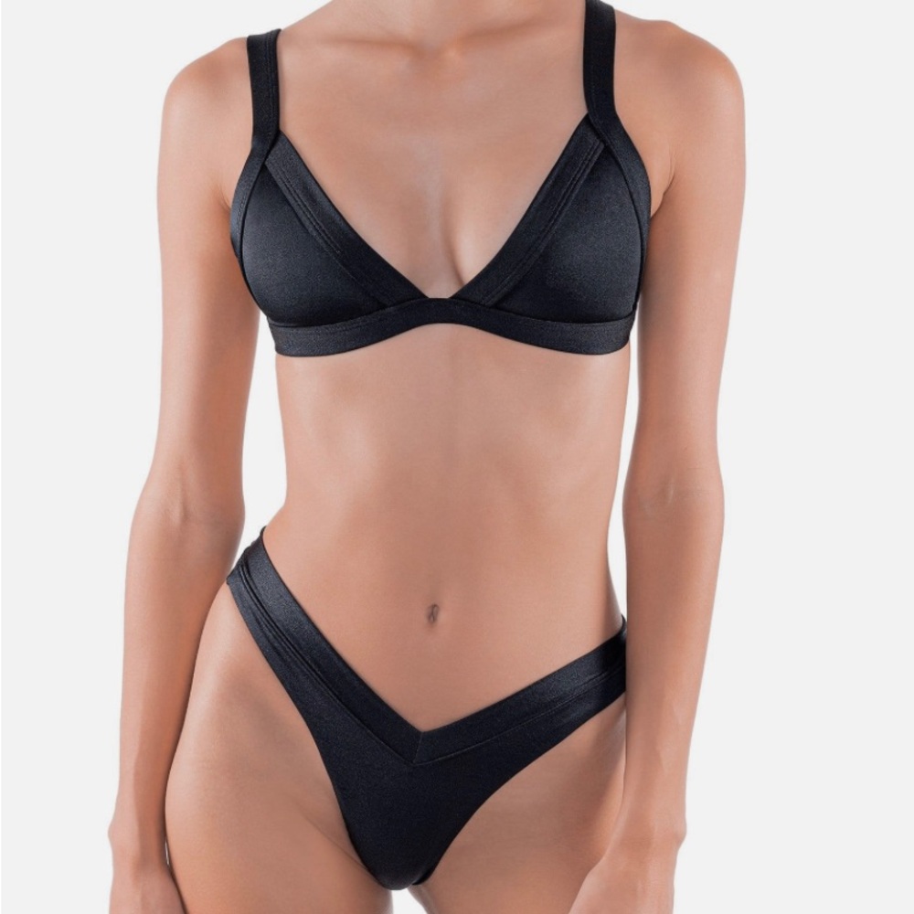ONE ONE SWIM, size MEDIUM, midnight black